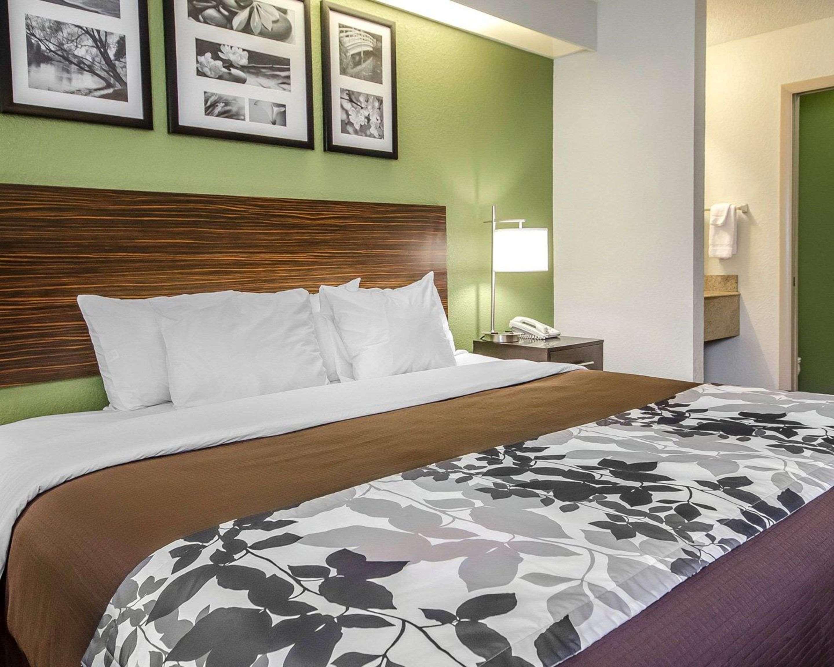 Sleep Inn Louisville Airport & Expo Exterior photo